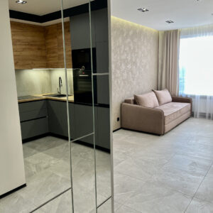 5C947DA8-1B58-4221-B2E6-2440731B5F8D